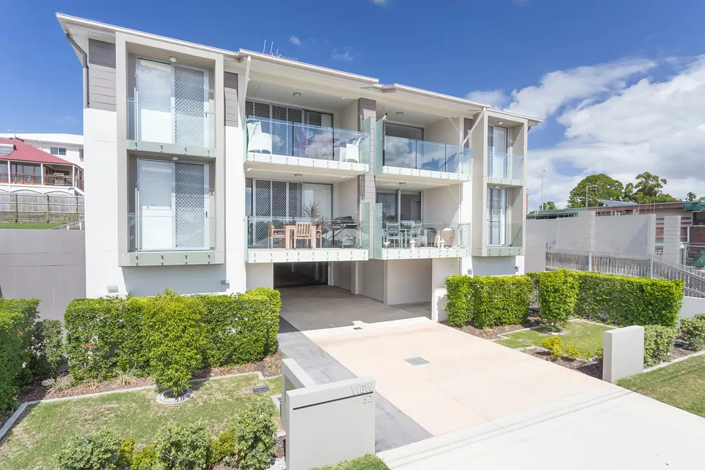 Manly 2ห้องนอน Top-Floor Apartment in the Heart of Manly Village