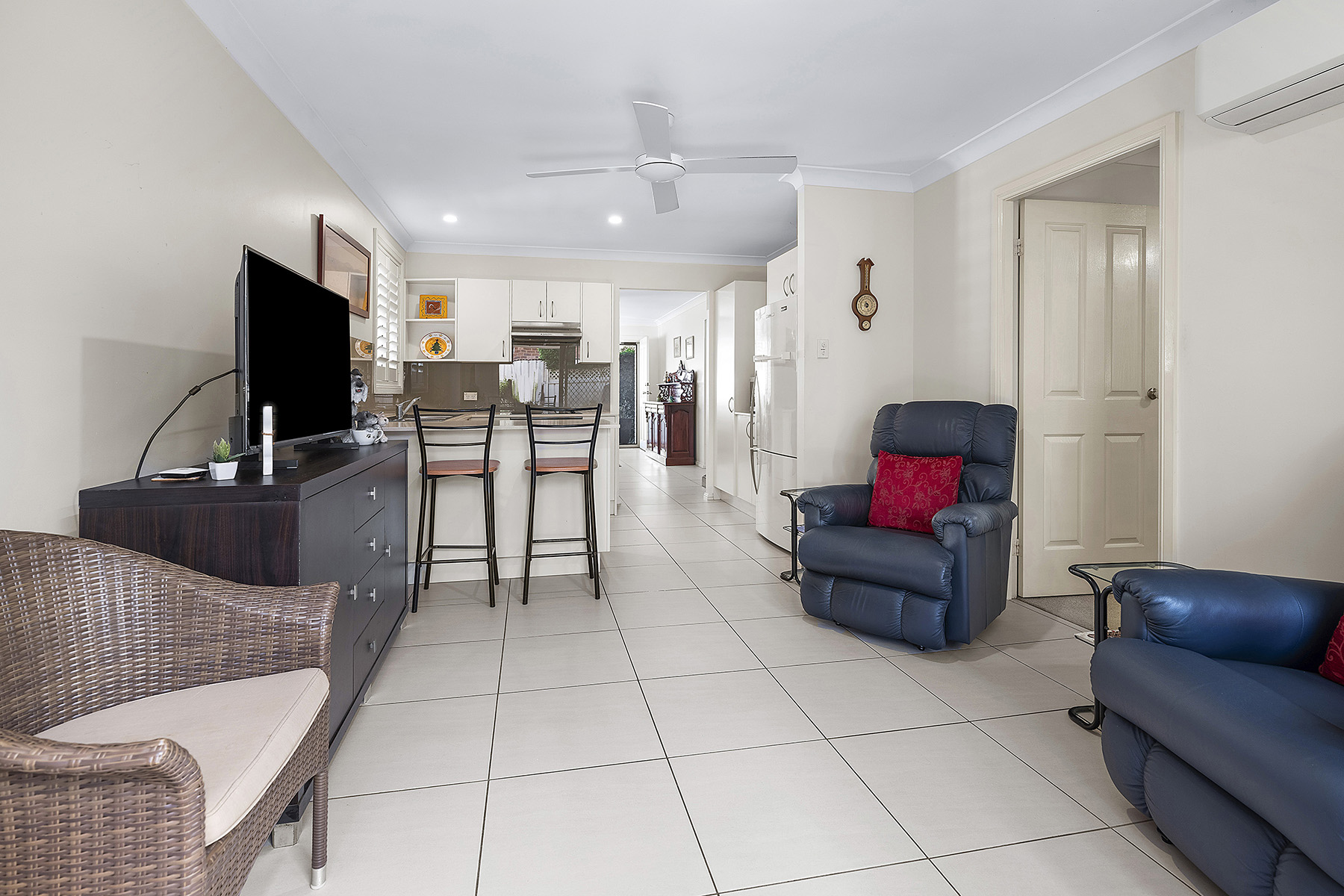 UNIT 4 13 MARTIN ST, WARNERS BAY NSW 2282, 0 ਕਮਰੇ, 0 ਬਾਥਰੂਮ, House