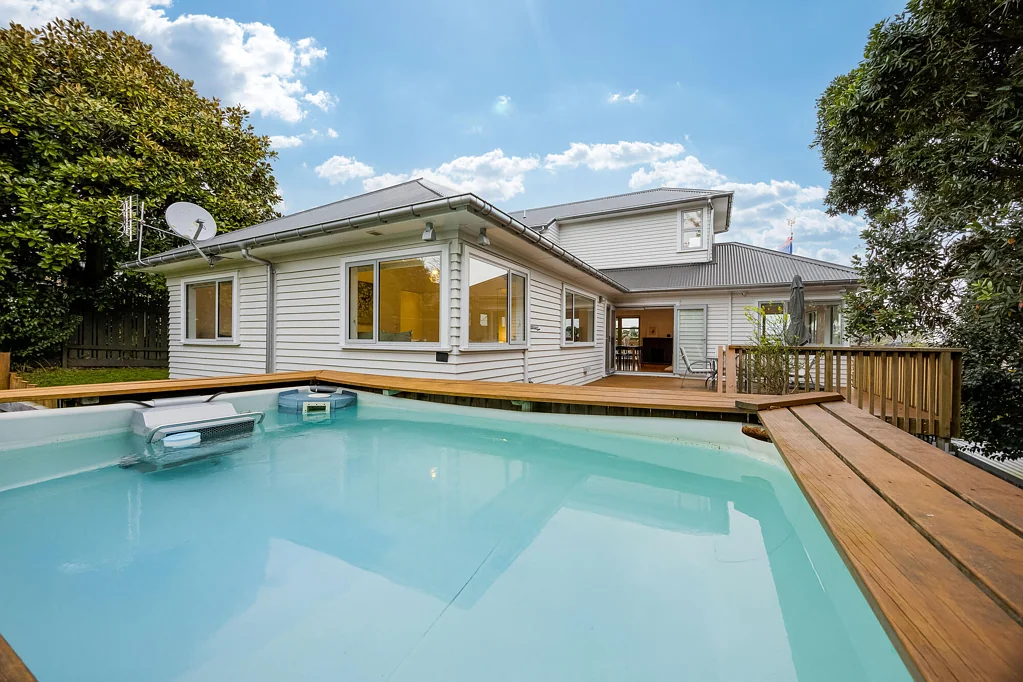 Takapuna 4Kwarto Space, Lifestyle & Location | Heart of Takapuna