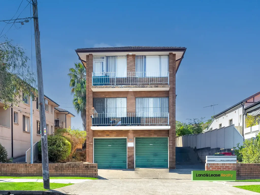 Lakemba 2غرفة نوم Beautiful Elevated Ground Floor Apartment with North-East Aspect
