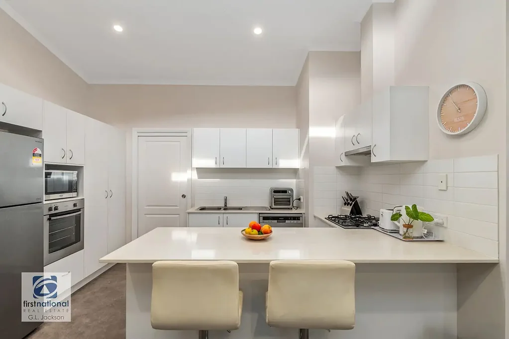 Ettalong Beach 2غرفة نوم Downsize in Style - Strolling Distance to Shops, Beach and Dining!