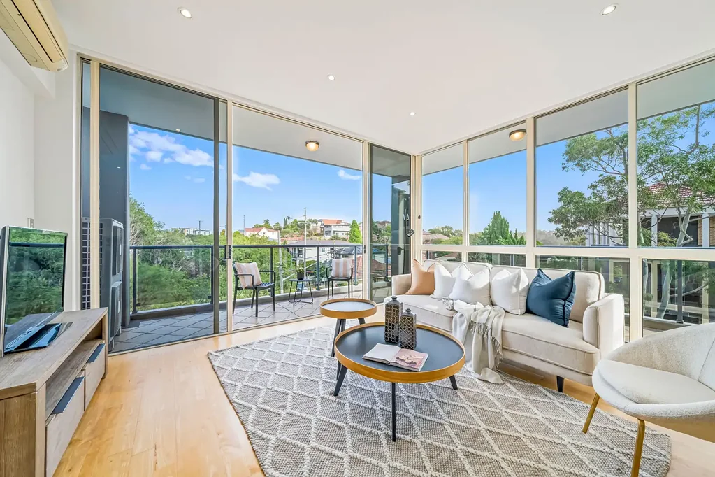 Wolli Creek 3chambre SUN DRENCHED 3 BEDROOM APARTMENT IN WOLLI CREEK