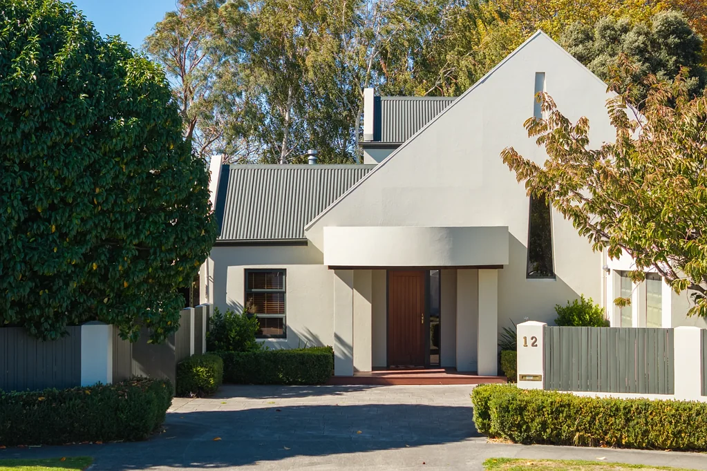 Springlands 5房  Vendor committed elsewhere, vacant possession