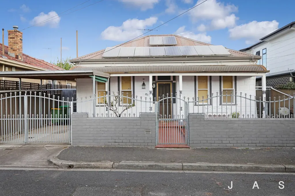 Yarraville 4房 Yarraville 中心地的维多利亚风情 Victorian Charm in the Heart of Yarraville