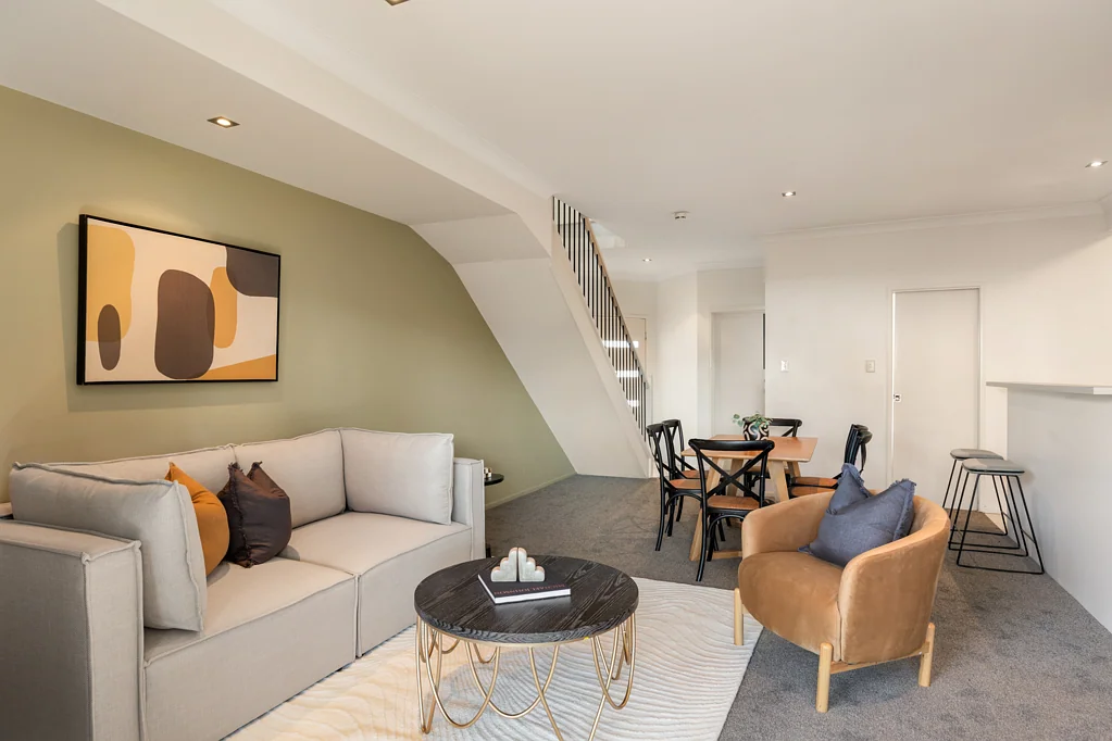 Morningside 3 Slaapkamer Contemporary Large-Scale Townhouse Living with Low Body Corporate Fees
