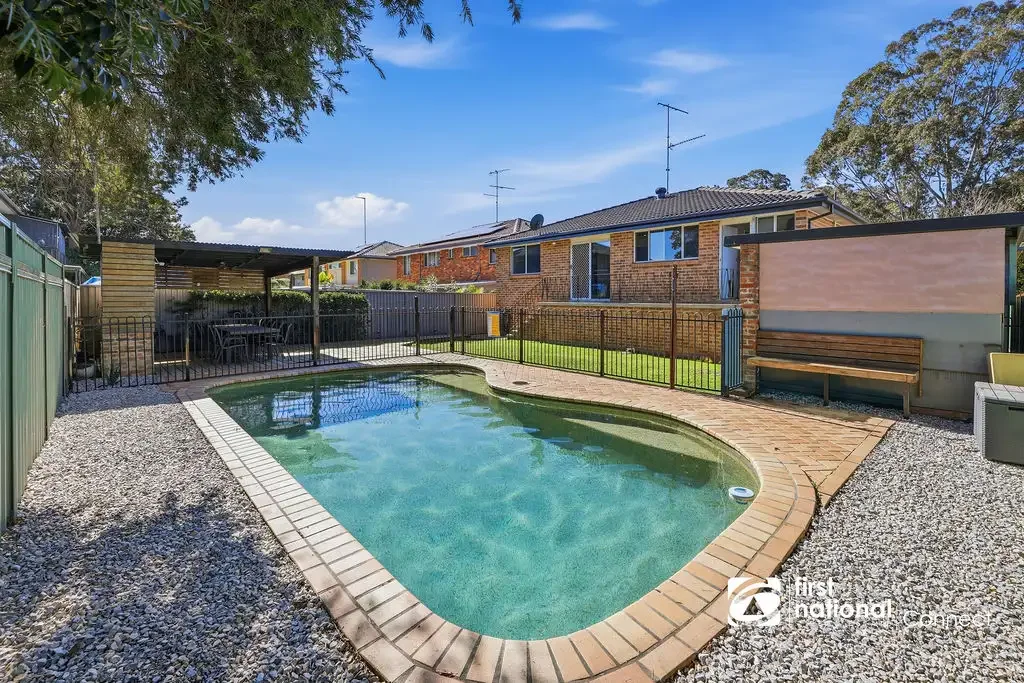 18 Smallwood Road, Mcgraths Hill, NSW 2756, 3 slaapkamers, 2 badkamers, House