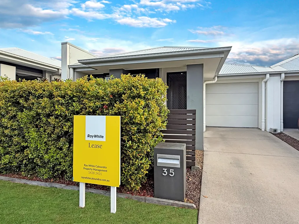 Stylish 3 Bedroom Home in the Heart of Baringa