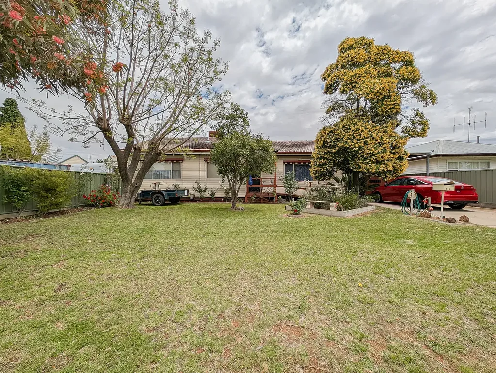 236 Westblade Avenue, Kerang, VIC 3579