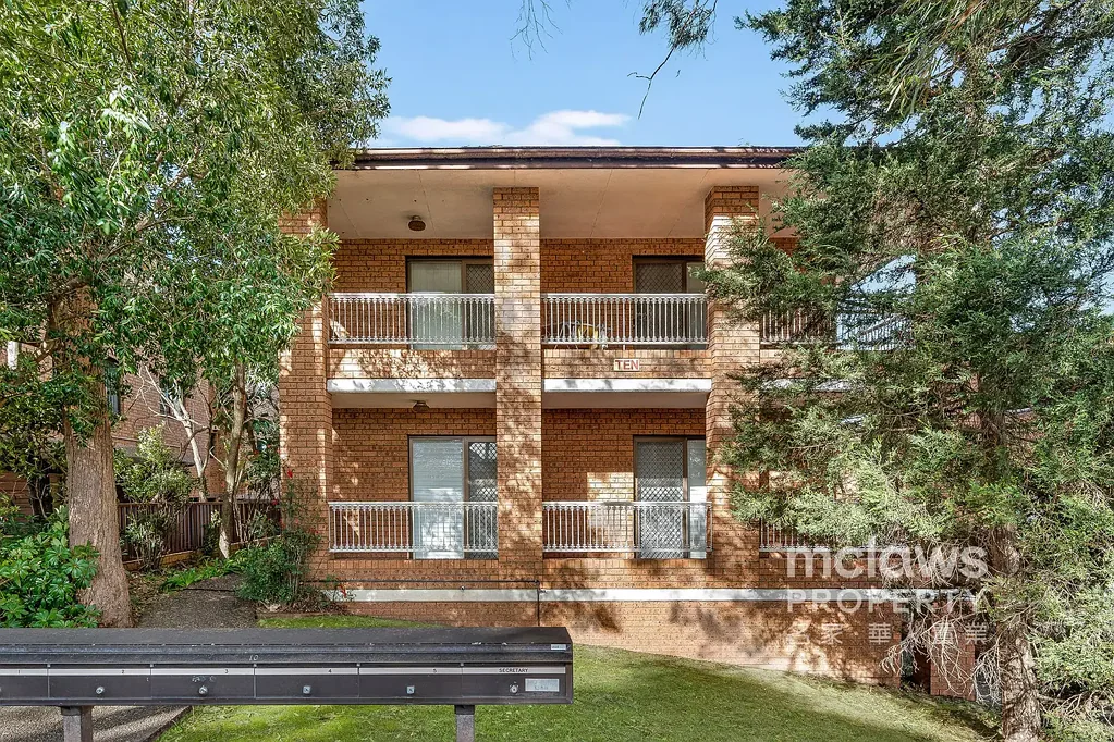 2/10 Hillcrest Avenue, Hurstville, NSW 2220