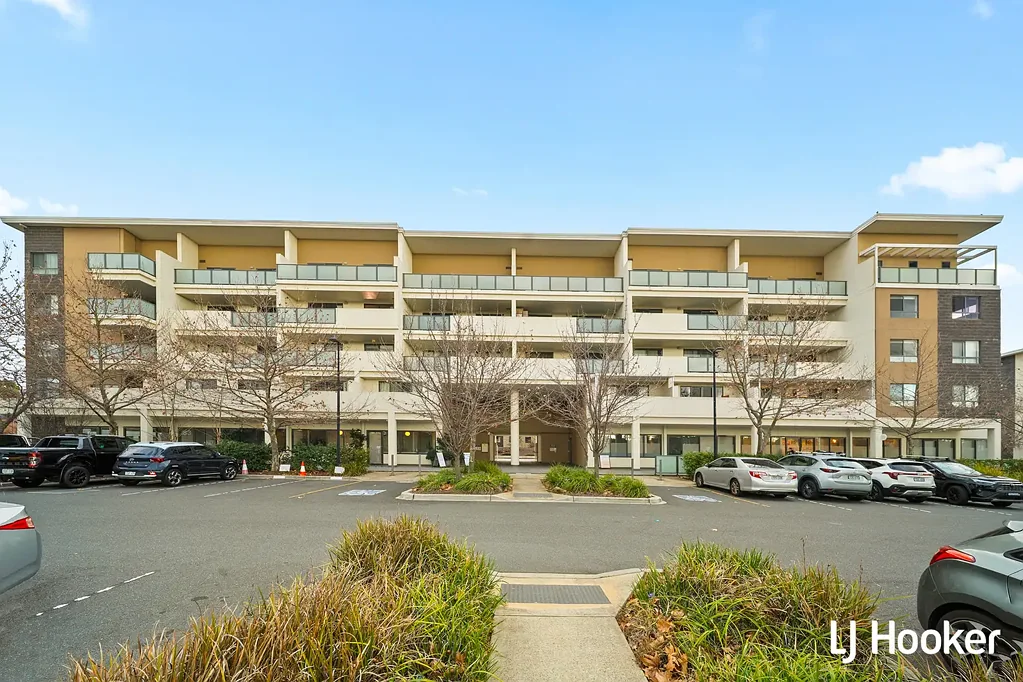FANTASTIC 1 BEDROOM PLUS STUDY