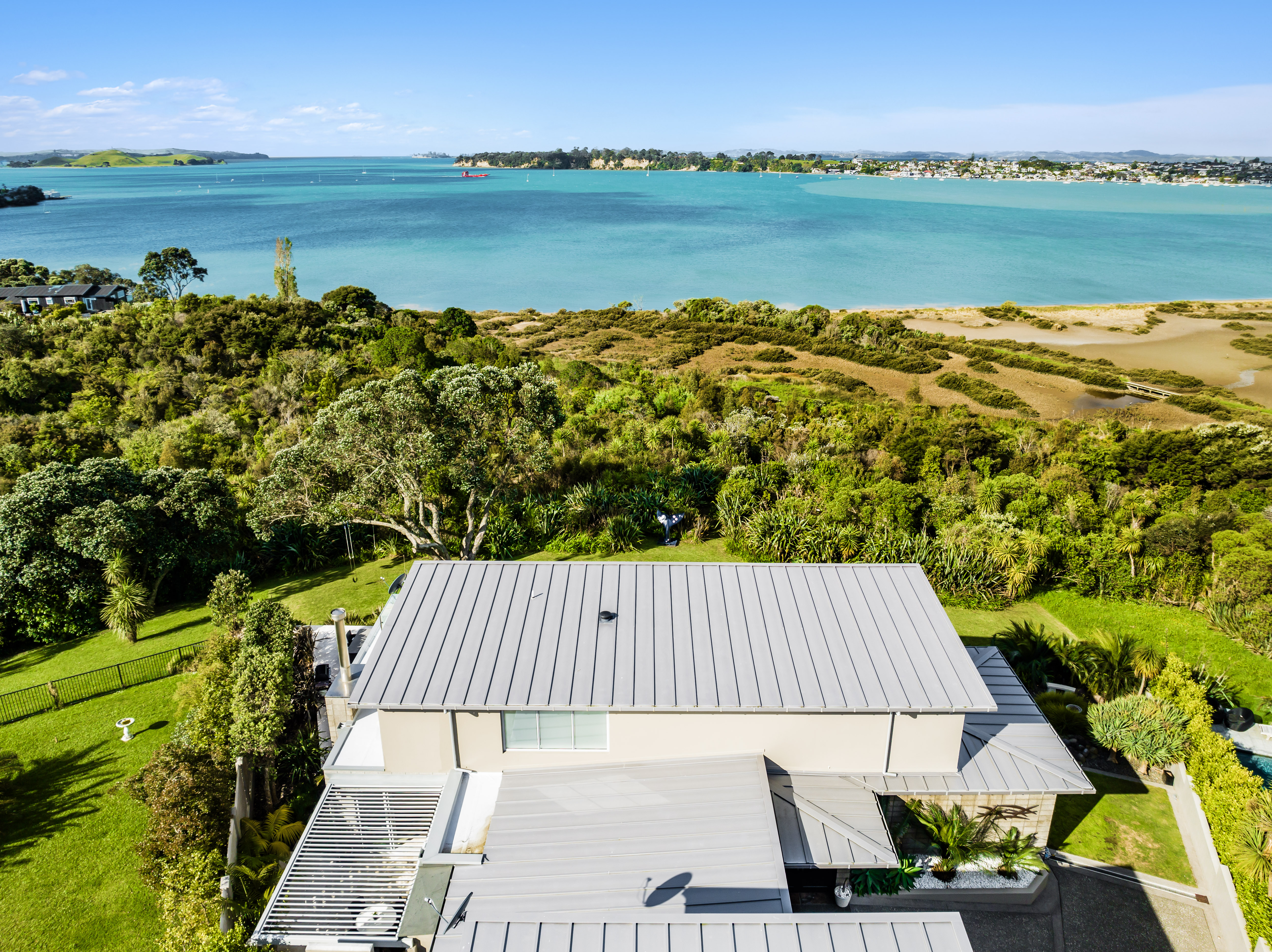 17 Calder Place, Wai O Taiki Bay, Auckland, 4 ห้องนอน, 2 ห้องน้ำ, House