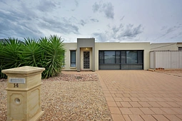 14-16 Risby Avenue, Whyalla Jenkins