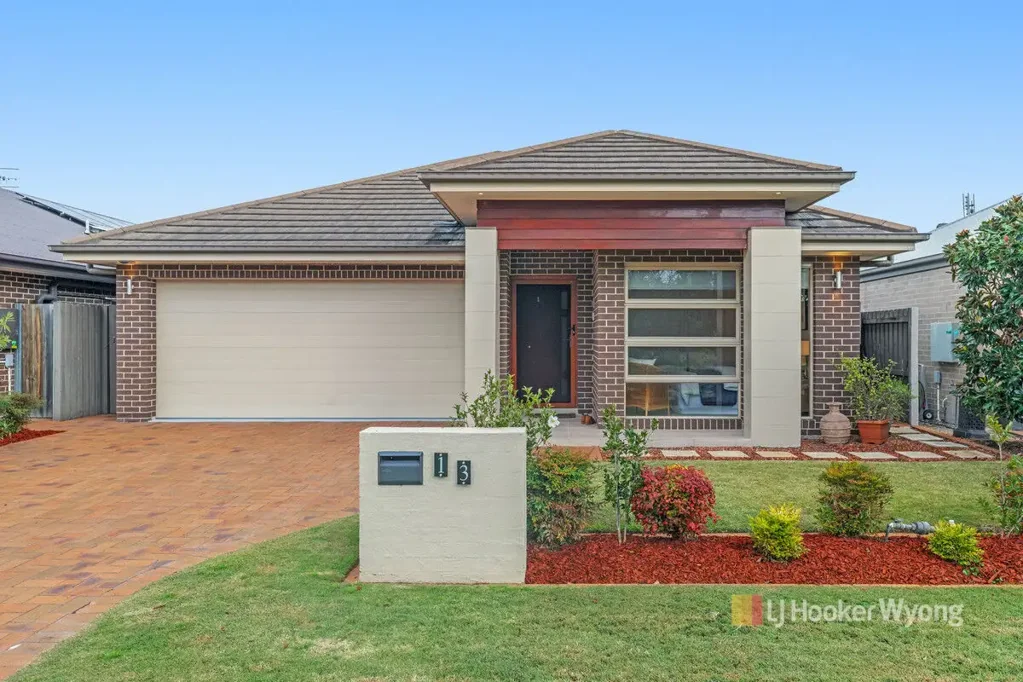 Wyong 3 Bedroom Luxury Living with Spectacular Views � A True Resort-Style Retreat