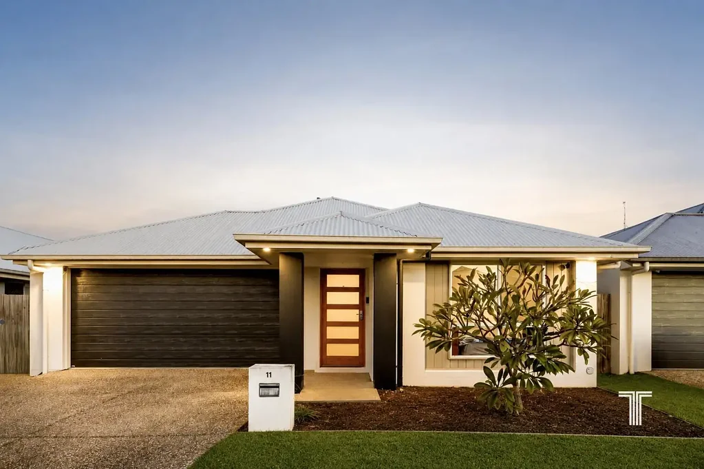 Burpengary East 4房 North Harbour优质社区 四卧宽敞套房 现代厨房电器 全围栏私密后院 便捷生活配套 Modern Family Living in the Heart of North Harbour