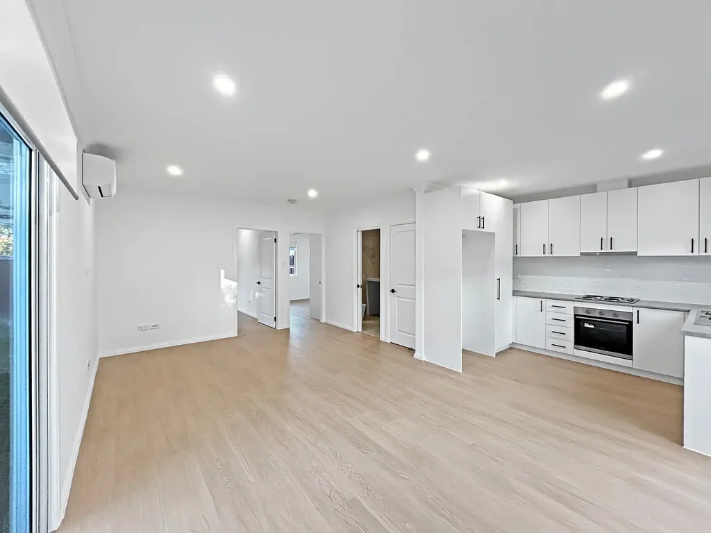 Brand New Granny Flat with Private Entry