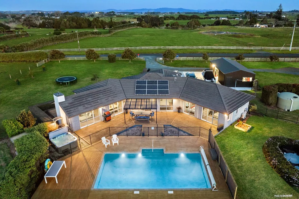Waiuku 6Habitaciones DUAL LIVING - VALUE PACKED!