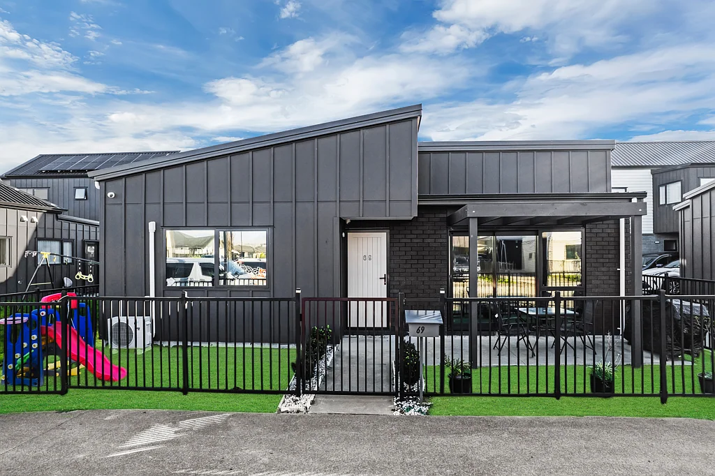 69 Black Beech Crescent, Takanini, Papakura, Auckland