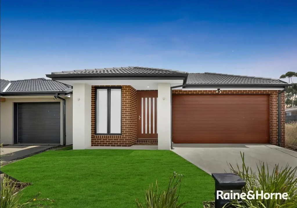 Three-bedroom Modern Family Home with second living plus study