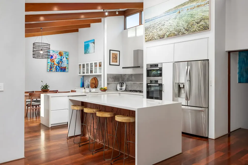 South Bunbury 5कमरा A Showcase of Style in a Coveted Street