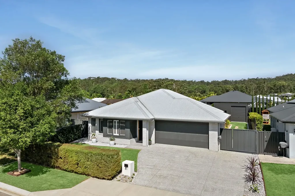 31 Maddock Avenue, Mooloolah Valley, QLD 4553