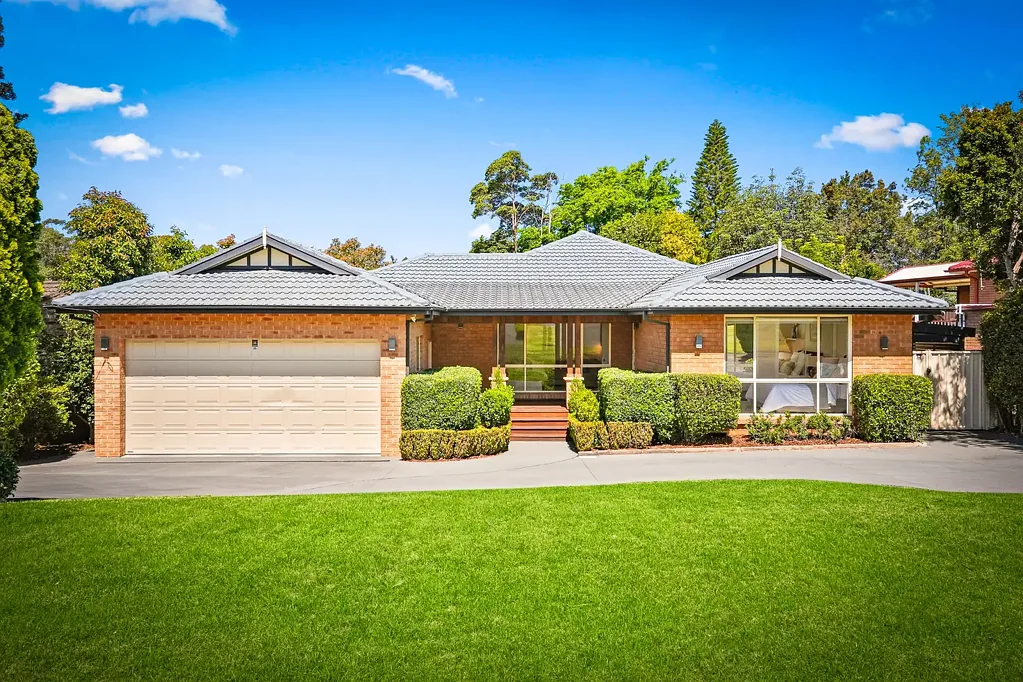 17 Gumbuya Avenue, Baulkham Hills, NSW 2153