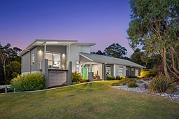 2 Coxall Street, Buninyong