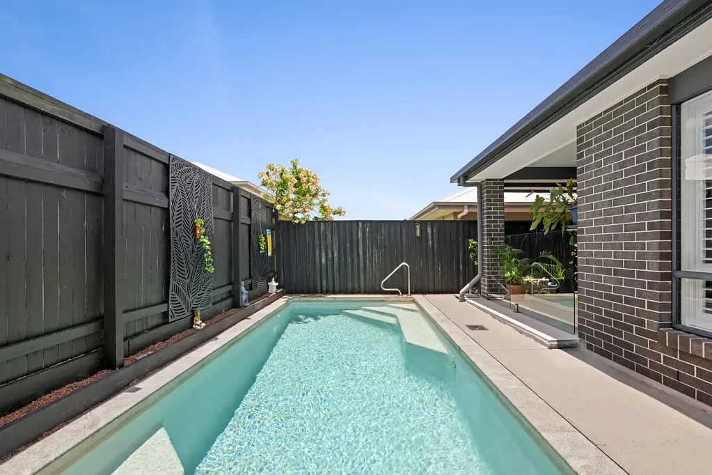 25 Sunray Avenue, Palmview, QLD 4553