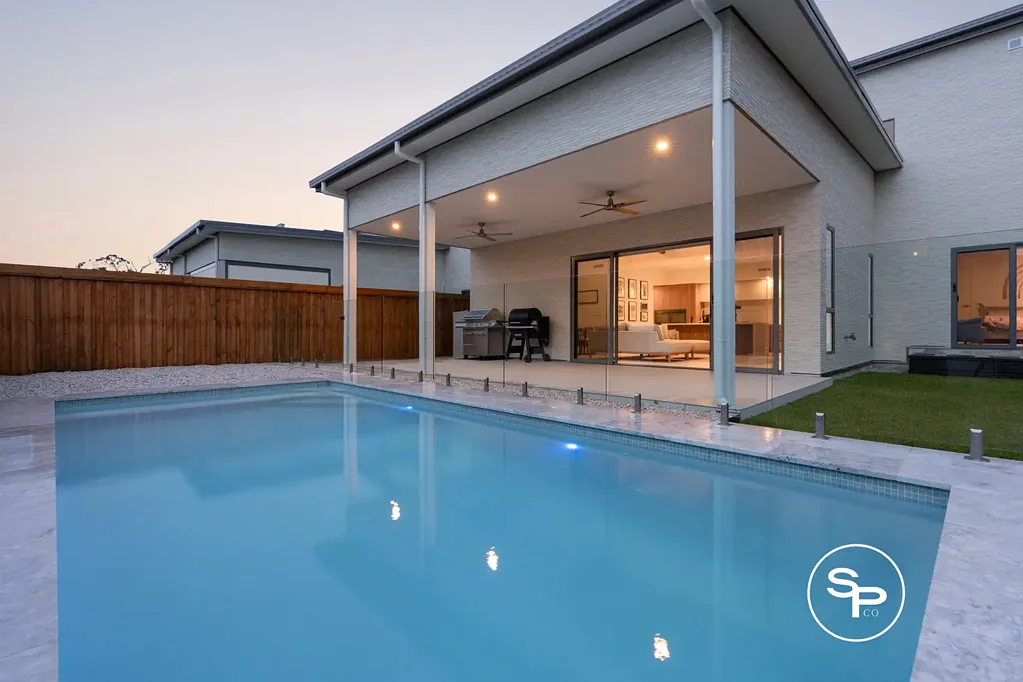 8 Mansfield Circuit, Gledswood Hills, NSW 2557