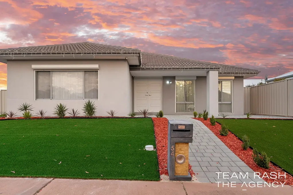 Caversham 4ਬੈੱਡਰੂਮ Corner Charmer in Caversham