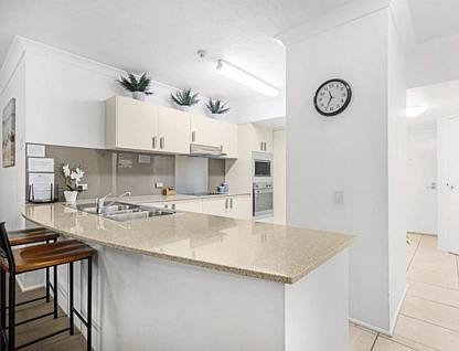 14/451 Charlton Esplanade, Torquay, Wide Bay, 2 rūma, 2 rūma horoi, Apartment