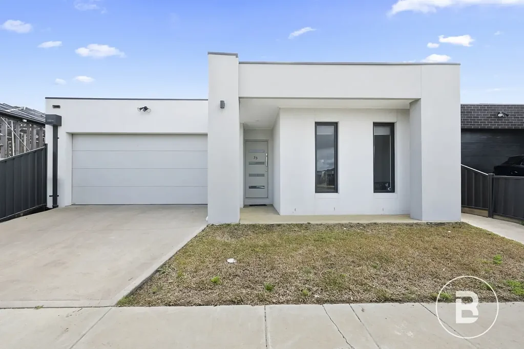 33 Mia Street, Alfredton, VIC 3350