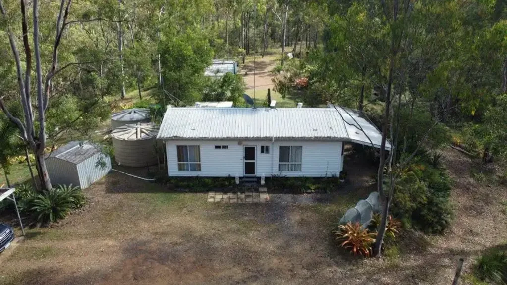 Euleilah 40 ACRE RETREAT WITH COMFORTABLE HOME