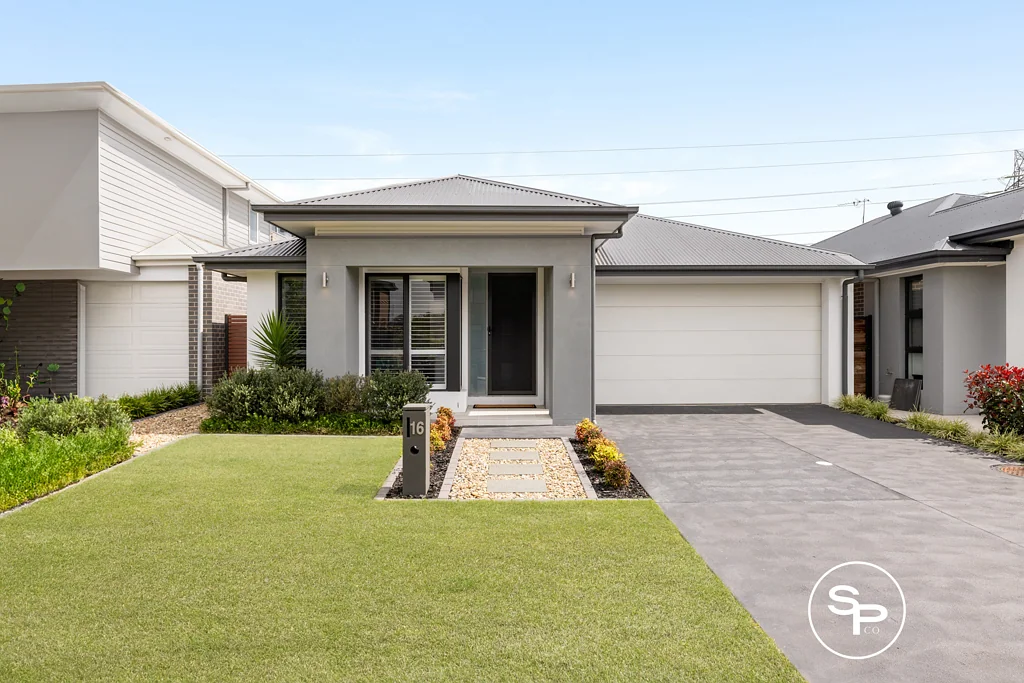 16 Cornforth Crescent, Catherine Field, NSW 2557