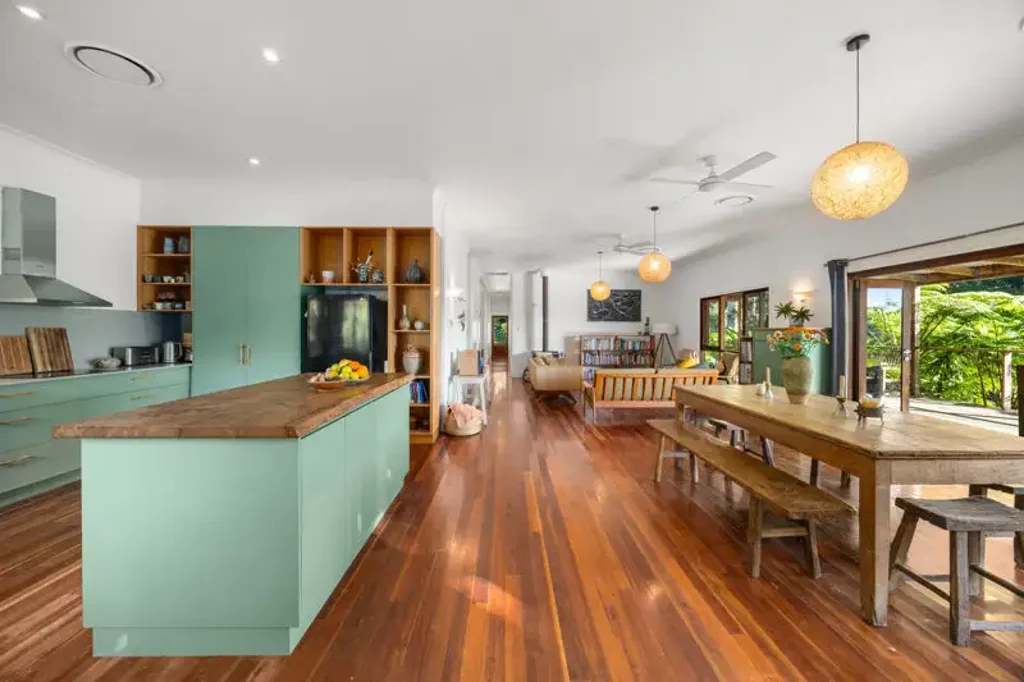 Bellingen 4침실 Charming Family Home with Mountain Views & Space to Thrive