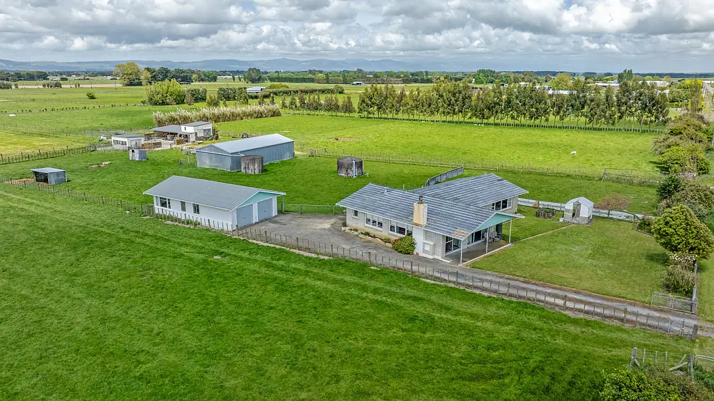 Feilding  Prime location - 10.016 hectares