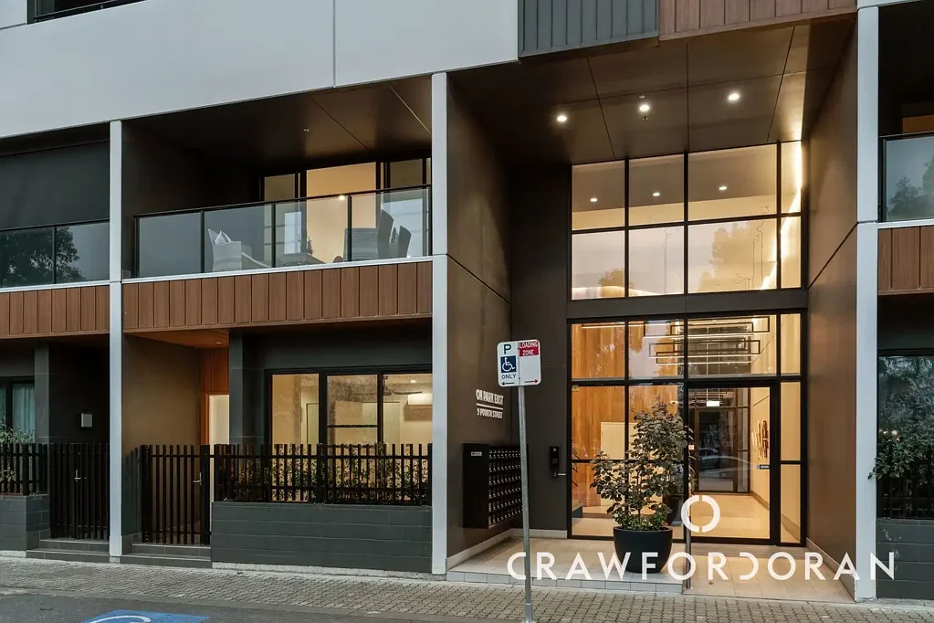 Bowden 2Zimmer Designer Townhouse Living Overlooking Bowden's Bustling Village Green