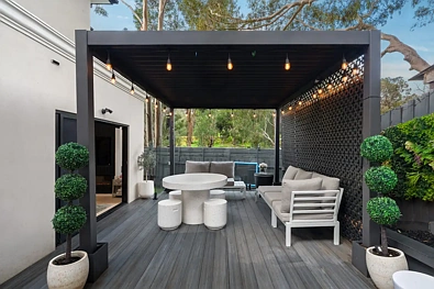 Doncaster 4कमरा Upmarket Beauty in a Serene Setting