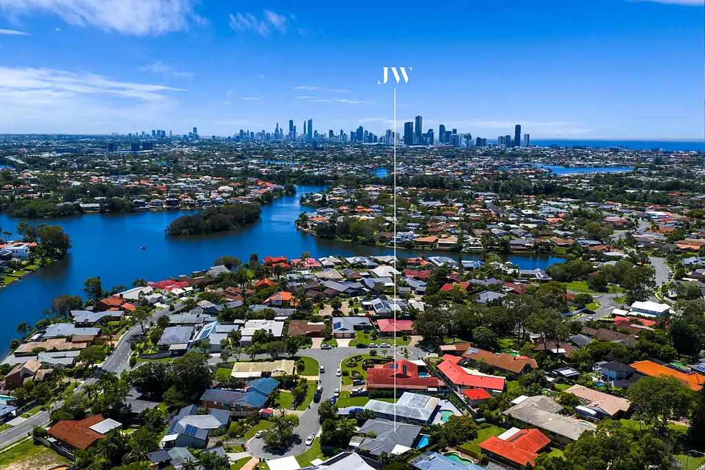 6 Cammeray Court, Robina, QLD 4226