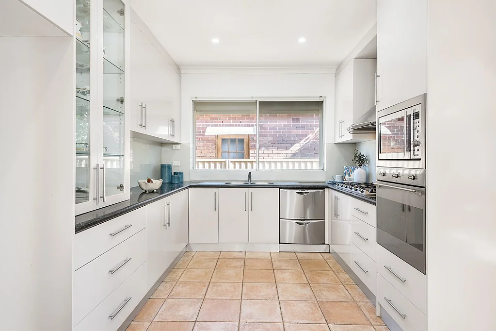 Spacious Family Home with Granny Flat in Prime Locale!