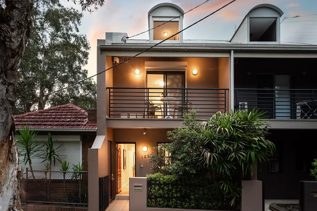 166 Henderson Road, Alexandria, NSW 2015
