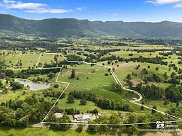 346 Pinnacle Road, Pumpenbil