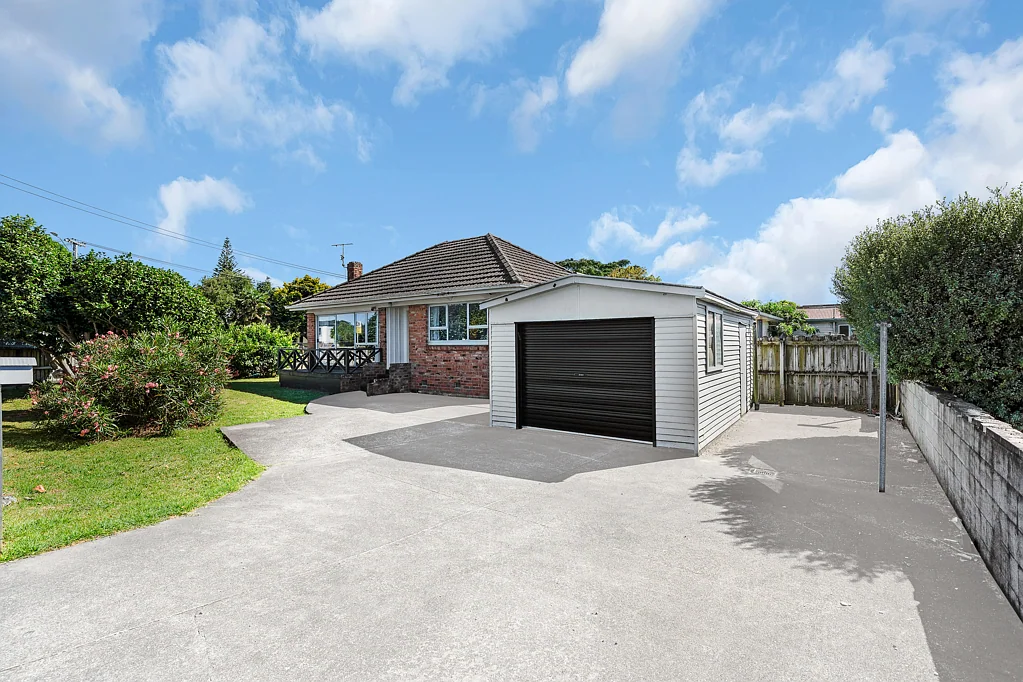 97 Russell Road, Manurewa, Manukau City, Auckland