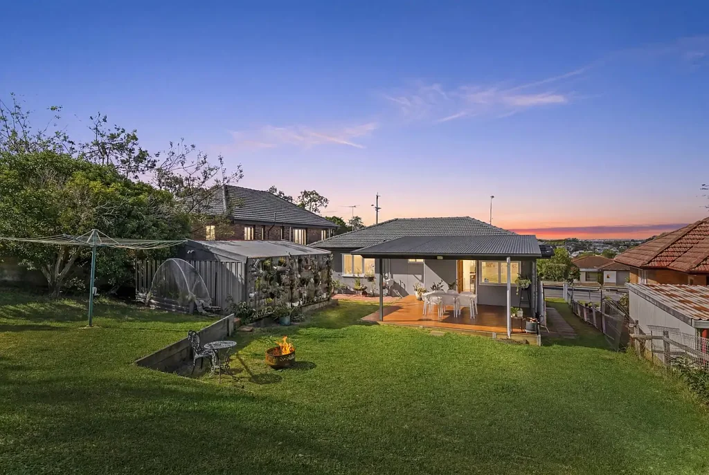 Stafford Heights 3房 “ 隐秘绿洲。提升生活。 ” Unbelievable Opportunity, Traditional Stafford Heights
