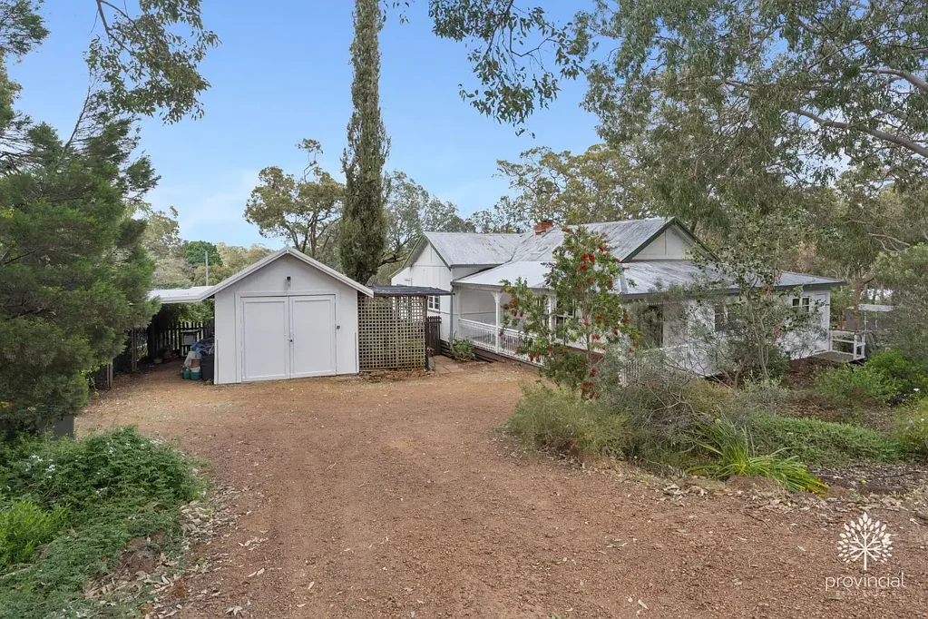 101 Railway Road, Gooseberry Hill, WA 6076