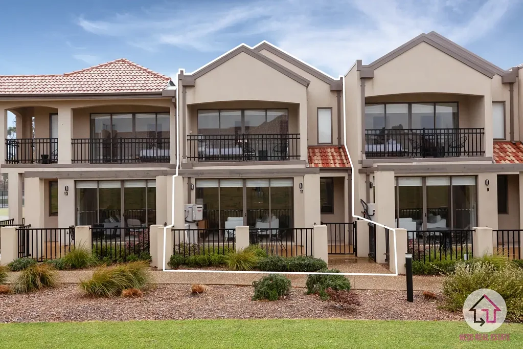 Wallan 3 Bedroom THREE BEDROOM TOWN HOUSE IN HIDDEN VALLEY - NEXT TO GOLF COURSE AND CLUBHOUSE