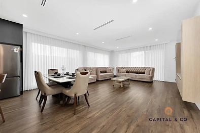 लिविंग रूम - 30 Ironcap Road, Mickleham, VIC 3064