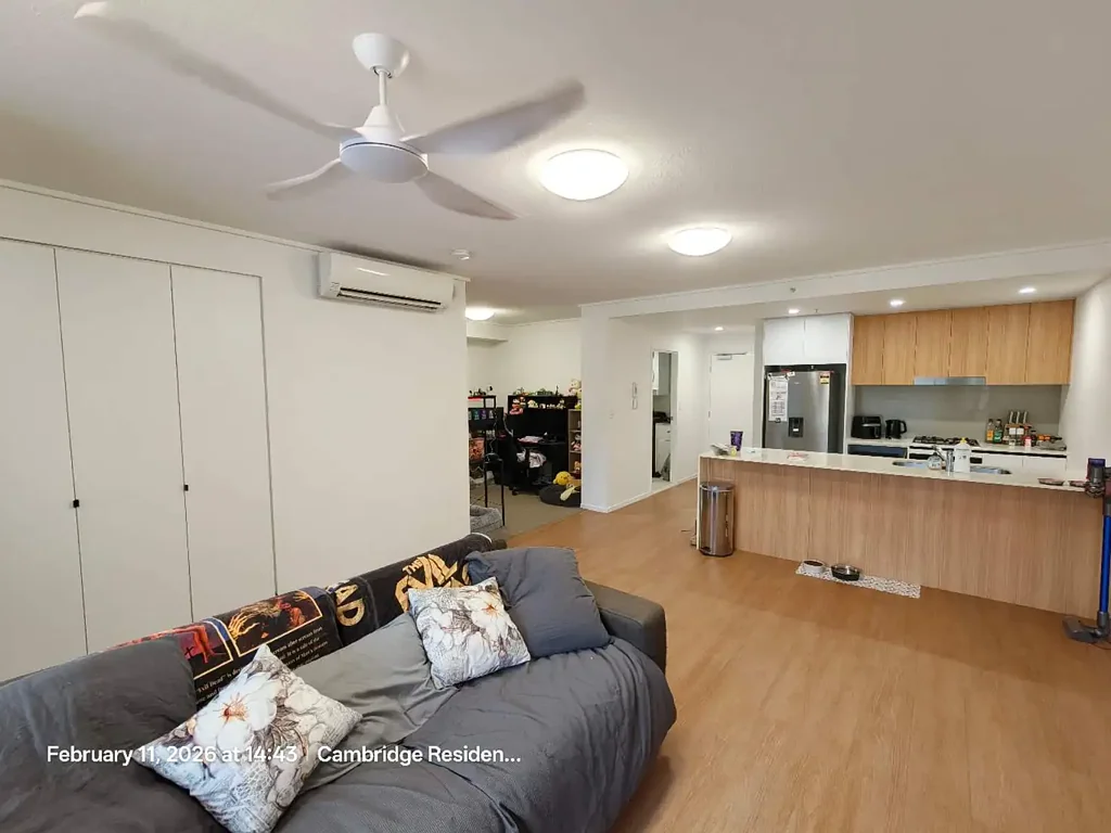 Robina 1Zimmer Ground-Level 1Bed+multi room+2 Bath Apartment with Private Courtyard