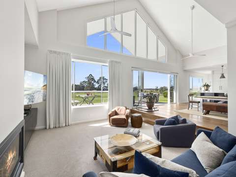 Burradoo 6 Bedroom 'The Gables' - Residence and Villa - Beautifully imagined, Impeccably designed, Superbly crafted