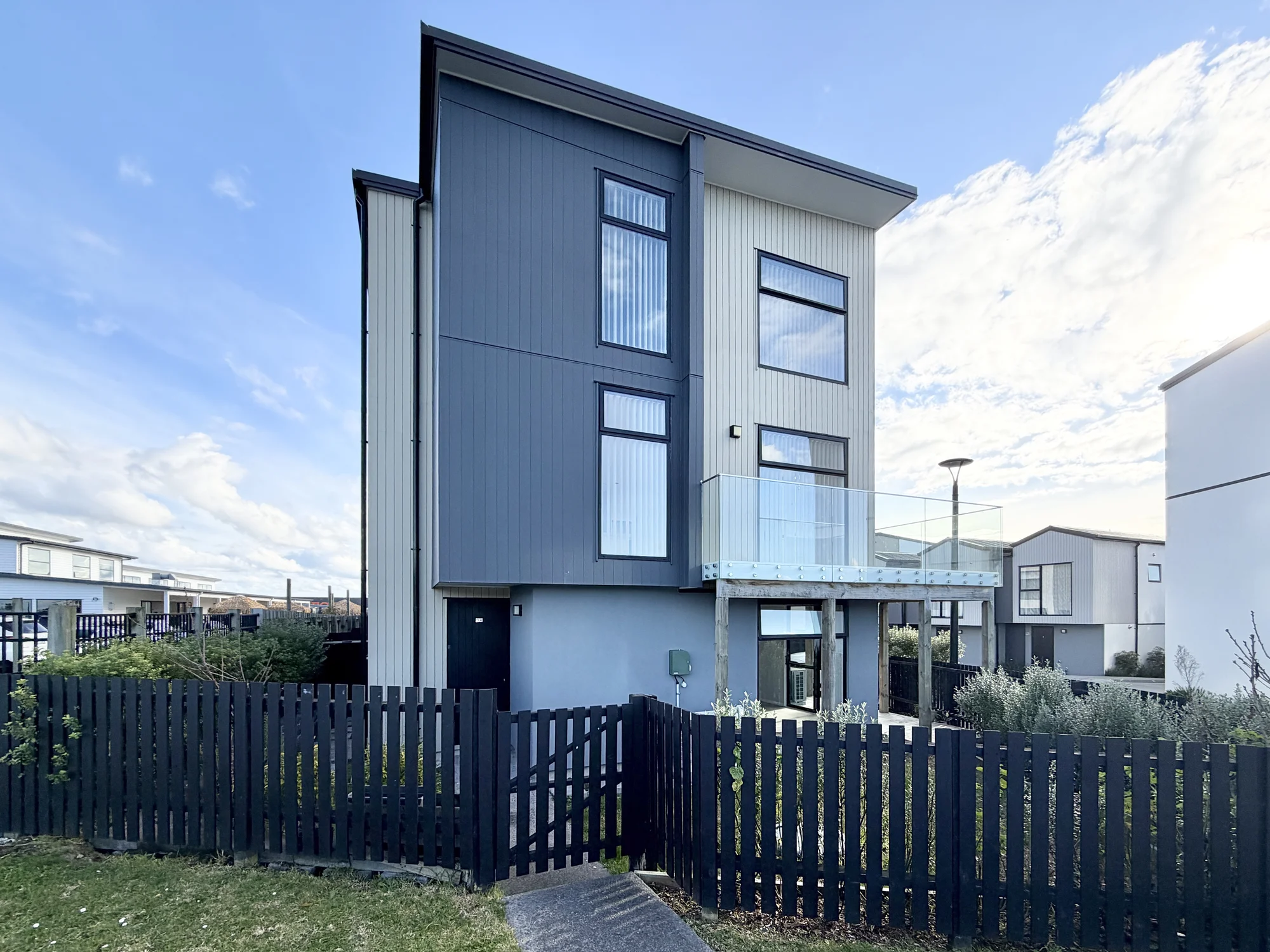 Silverdale 4部屋 Calling First Home Buyers & Investors