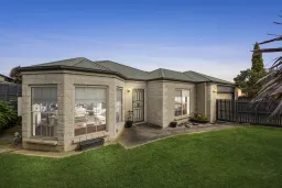 76 Rossack Drive, Waurn Ponds